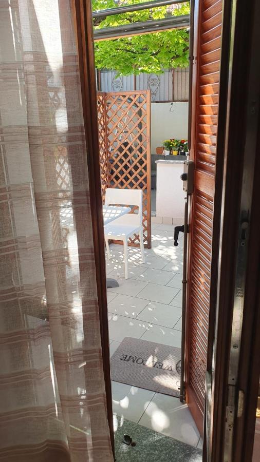 Beb I Portici Bed & Breakfast เชอร์นอบบิโอ ภายนอก รูปภาพ