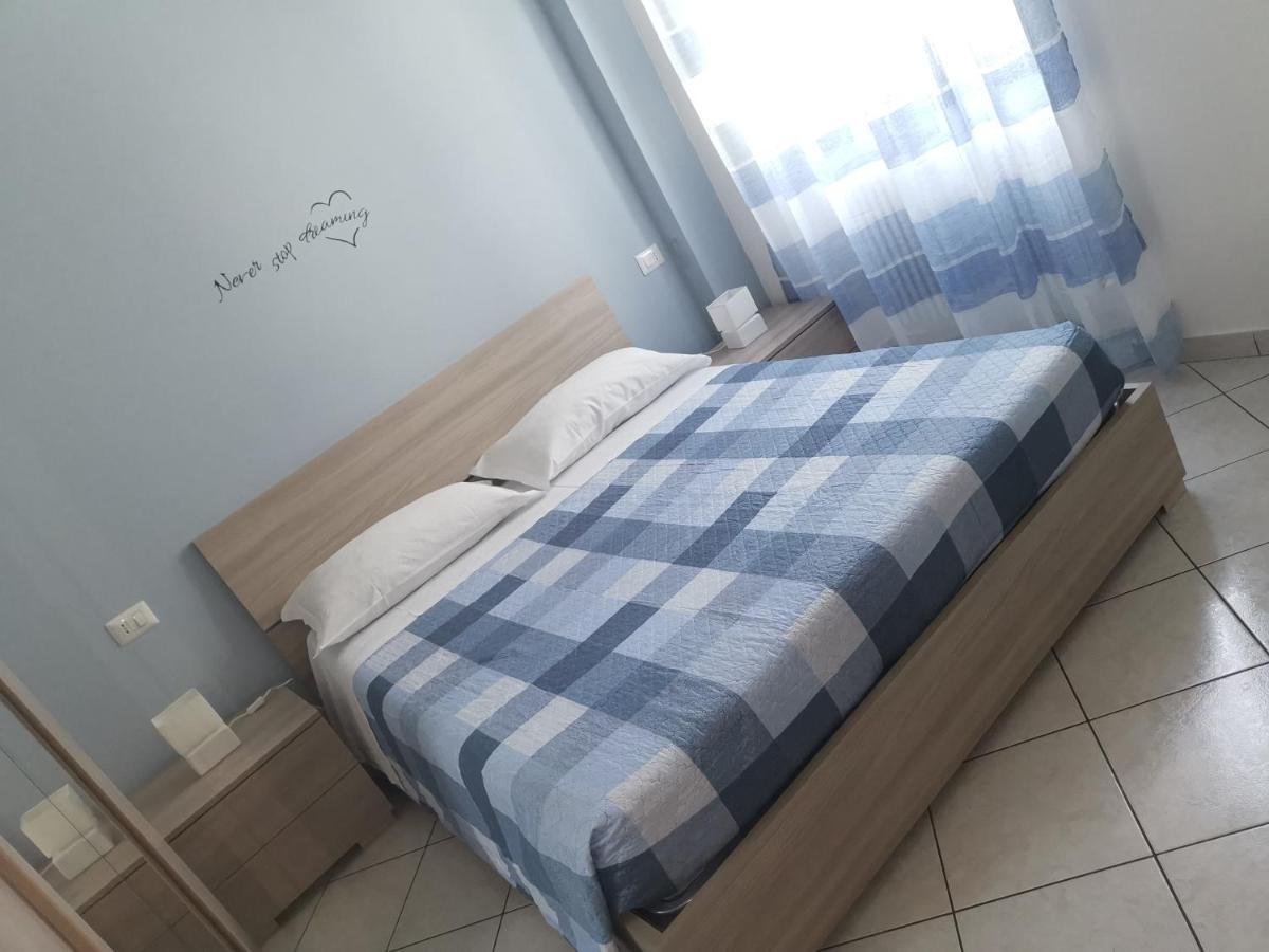 Beb I Portici Bed & Breakfast เชอร์นอบบิโอ ภายนอก รูปภาพ
